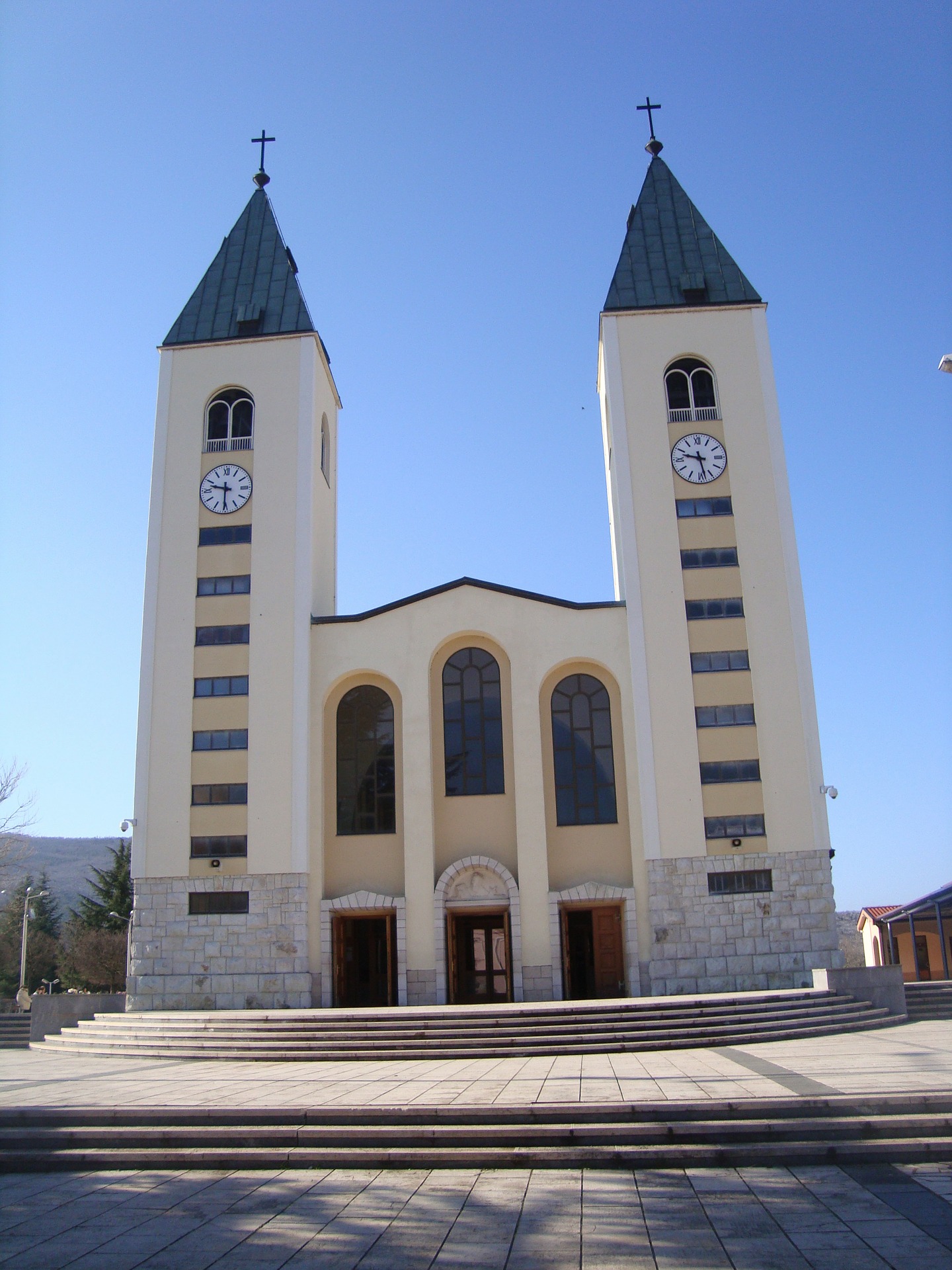 Read more about the article Aktiv ab 50: Wallfahrt nach Medjugorje
