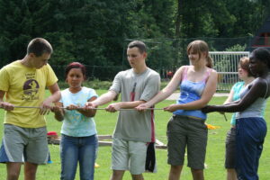 Mehr über den Artikel erfahren Kurzbericht vom Freiwilligensurvey 2024 veröffentlicht!