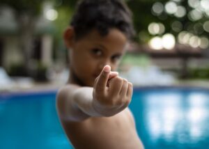 Mehr über den Artikel erfahren „Kinder machen nicht das, was ihre Eltern sagen.                         Kinder machen, was ihre Eltern tun.“